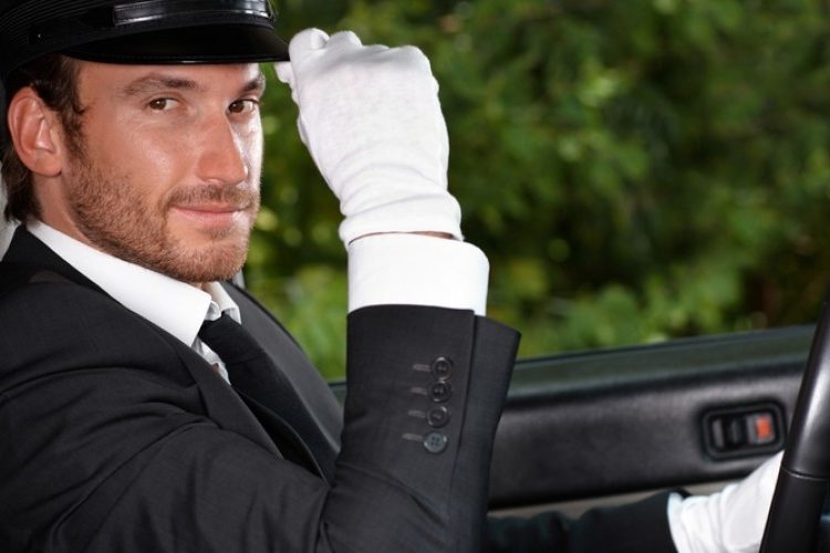 Tips to Help You Choose a Professional Chauffeur Car Hire Service