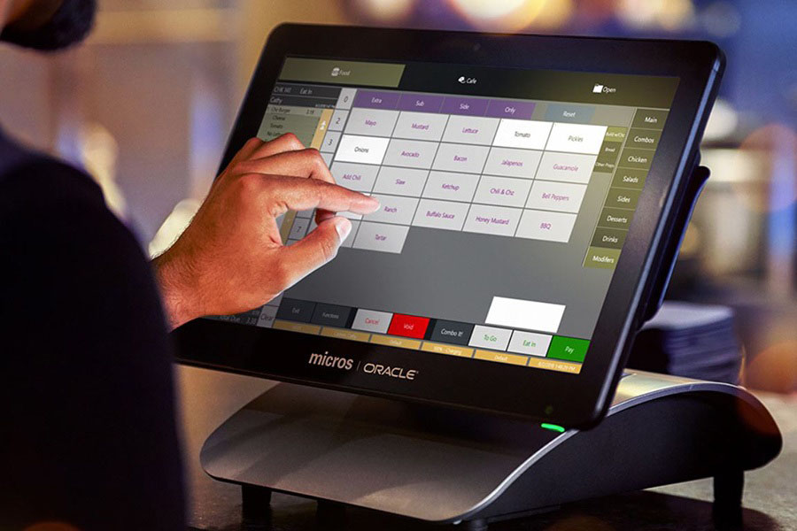 Guide to Choosing the Right Restaurant POS System